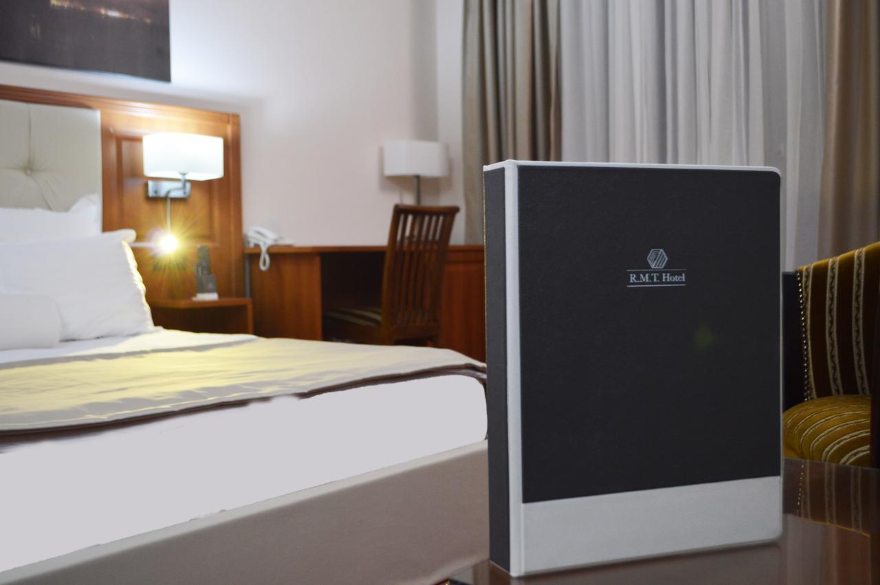 Hotel Athos R.M.T. 克卢日-纳波卡 外观 照片